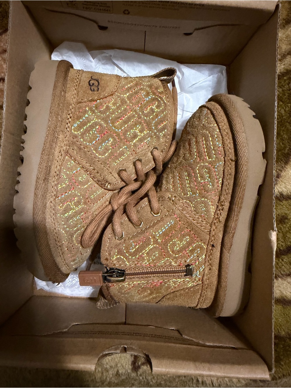 UGG Kids Chestnut Glitter Lace-Up Zip Boot